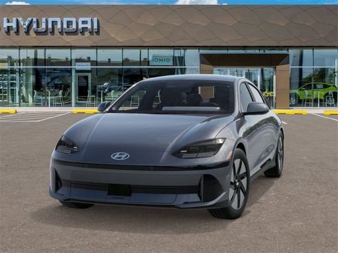 New 2025 Hyundai Ioniq 6 SE image 6