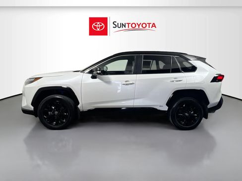Used 2025 Toyota RAV4 XSE w/ Weather Package AWD/4WD image 7