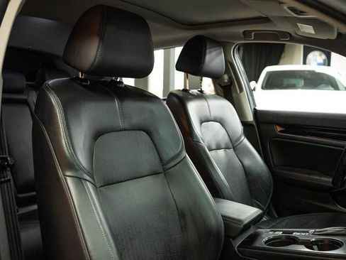 Used 2022 Honda Civic EX-L image 15