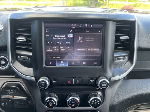 Used 2022 RAM 2500 Big Horn image 13