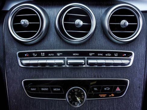 Used 2020 Mercedes-Benz C 300 Sedan image 21