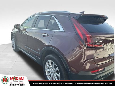 Used 2022 Cadillac XT4 Luxury w/ Cold Weather Package AWD/4WD image 11
