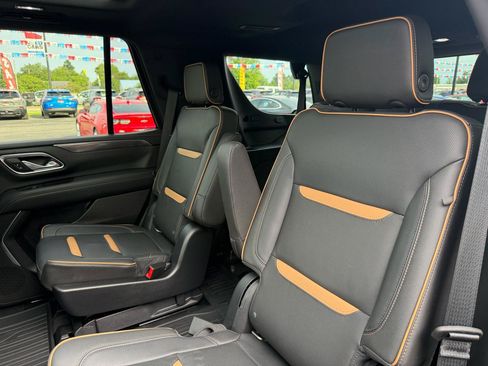 Used 2021 GMC Yukon AT4 w/ AT4 Premium Package AWD/4WD image 19