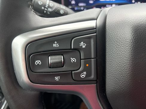 Used 2024 Chevrolet Silverado 1500 LT image 14