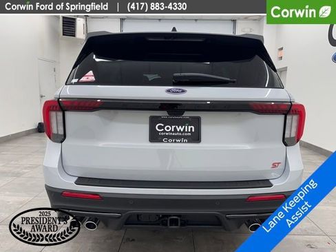 New 2026 Ford Explorer ST w/ Sun And Sound Package image 4