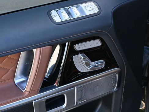 Used 2024 Mercedes-Benz G 550 image 25