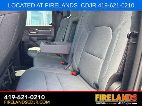 Used 2021 RAM 1500 Big Horn AWD/4WD image 3