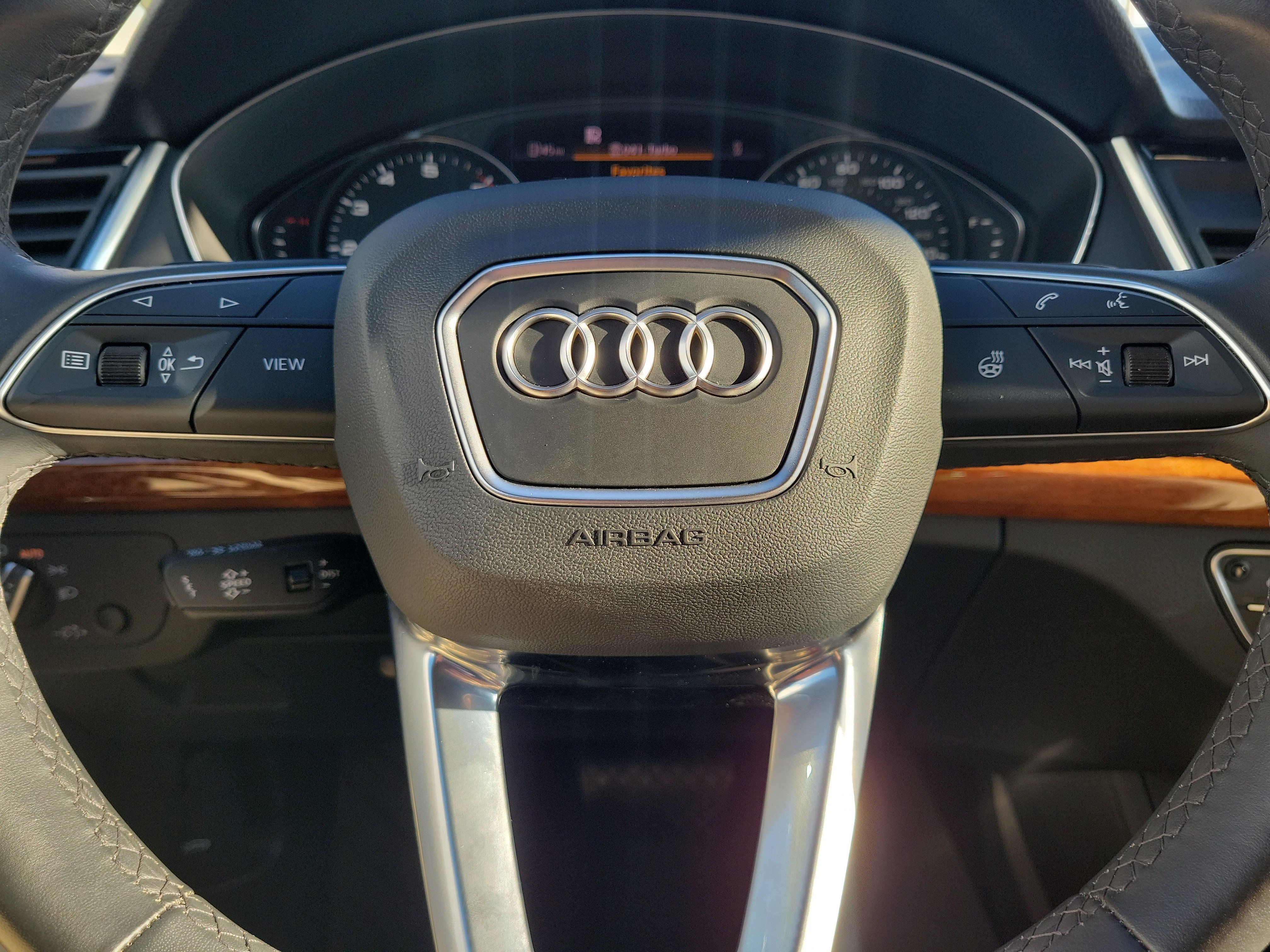 Used 2023 Audi Q5 2.0T Premium w/ Convenience Package AWD/4WD image 30