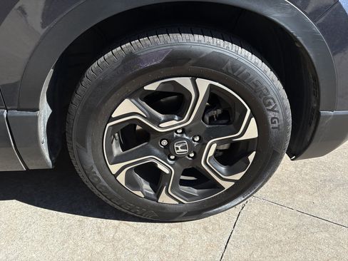 Used 2018 Honda CR-V Touring image 13