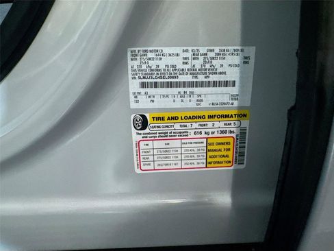 Used 2025 Lincoln Navigator L Reserve image 37