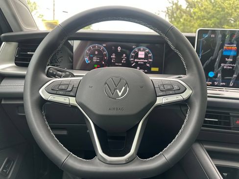 New 2026 Volkswagen Tiguan SE AWD/4WD image 12