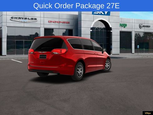 New 2026 Chrysler Voyager LX image 4