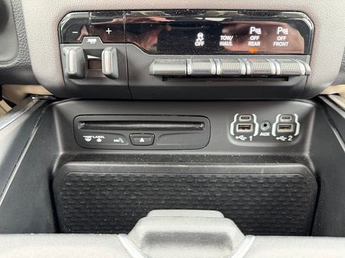 Used 2019 RAM 1500 Big Horn image 34