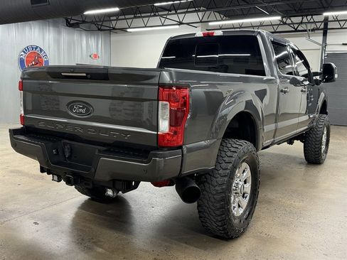 Used 2019 Ford F250 Lariat w/ Lariat Ultimate Package AWD/4WD image 15