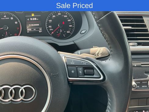Used 2018 Audi Q3 2.0T Premium Plus w/ Premium Plus Package AWD/4WD image 19