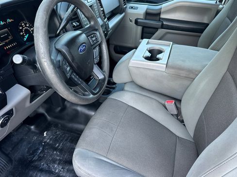 Used 2017 Ford F150 XL w/ Equipment Group 101A Mid image 10