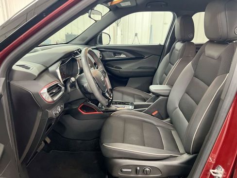 Used 2023 Chevrolet TrailBlazer RS image 19