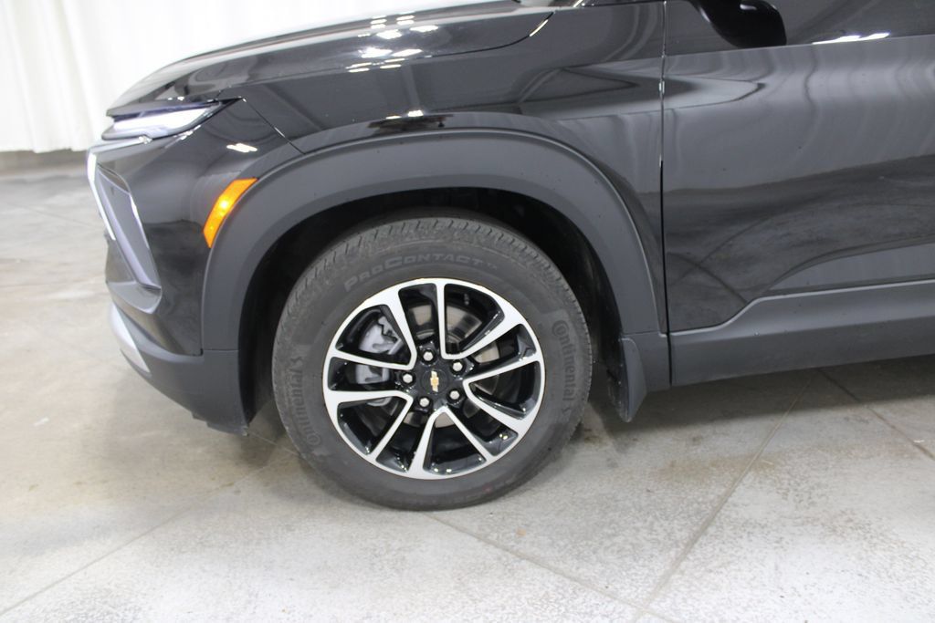 Used 2026 Chevrolet TrailBlazer LT FWD image 14