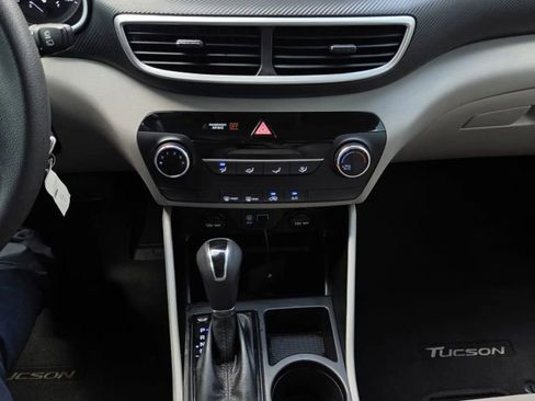 Used 2021 Hyundai Tucson SE w/ Cargo Package FWD image 20