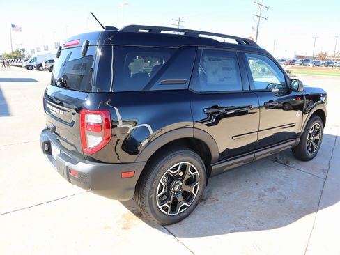 New 2025 Ford Bronco Sport Outer Banks image 21