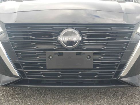 Used 2025 Nissan Altima 2.5 SV FWD image 17