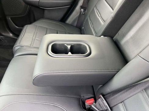 Used 2022 Honda CR-V Touring image 10