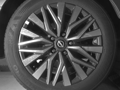 Used 2025 Nissan Altima 2.5 SV image 15