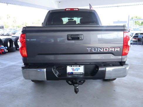 Used 2015 Toyota Tundra SR5 w/ SR5 Upgrade Package RWD image 7