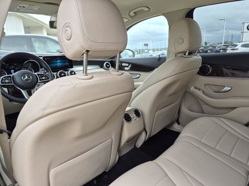 Used 2020 Mercedes-Benz GLC 300 image 28