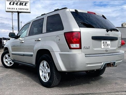 Used 2007 Jeep Grand Cherokee Laredo AWD/4WD image 3