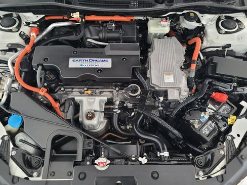 Used 2017 Honda Accord Touring image 30