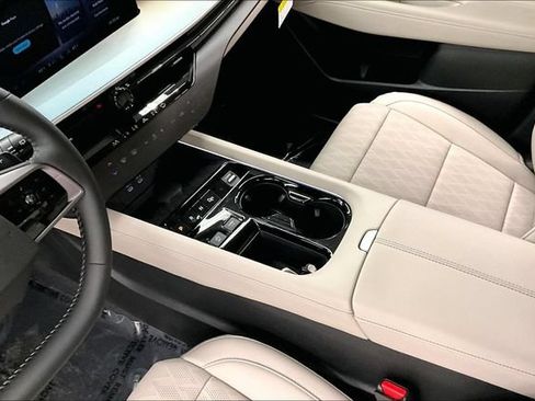 New 2026 Nissan Murano Platinum w/ Technology Package AWD/4WD image 9