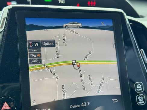 Used 2020 Toyota Prius Prime Limited image 21