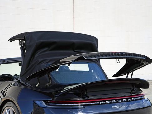 Used 2021 Porsche 911 Carrera S RWD image 50