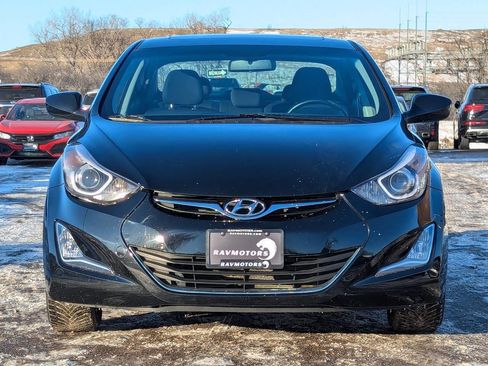 Used 2015 Hyundai Elantra SE w/ Option Group 03 image 4