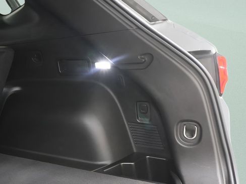 Used 2025 Chevrolet Blazer LT AWD/4WD image 29