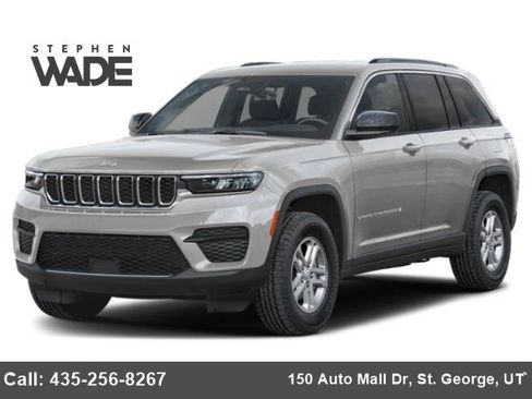 Used 2025 Jeep Grand Cherokee Altitude AWD/4WD image 1