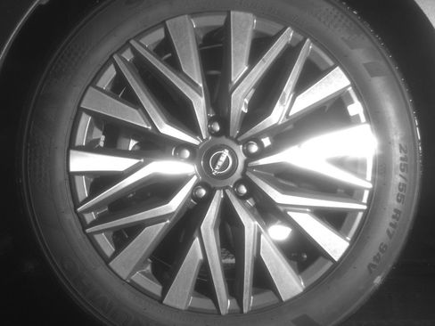 Used 2025 Nissan Altima 2.5 SV image 12