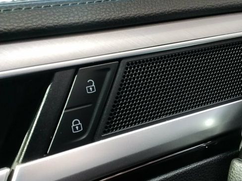 Used 2021 Volkswagen Arteon SE FWD image 26
