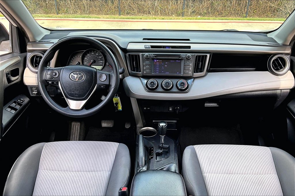 Used 2013 Toyota RAV4 LE FWD image 20