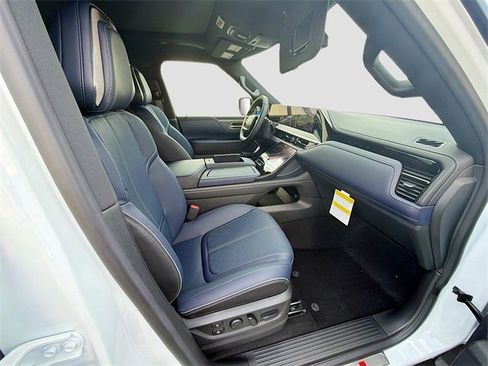 New 2026 INFINITI QX80 4WD image 26