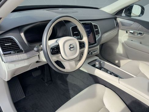 Certified 2023 Volvo XC90 B6 Plus w/ Protection Package image 4