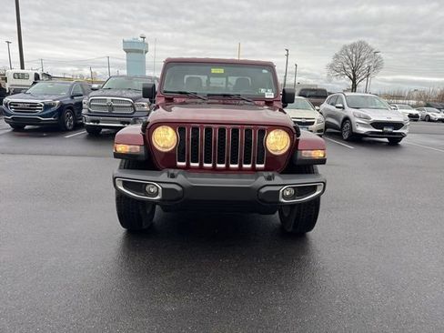 Used 2022 Jeep Gladiator Overland w/ Popular Equipment Package image 5