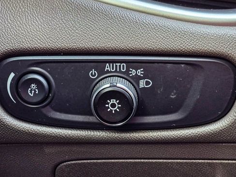 Certified 2025 Chevrolet Malibu LT FWD image 24