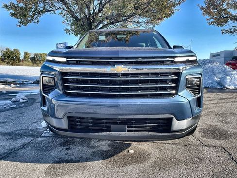 New 2026 Chevrolet Traverse LT w/ Driver Confidence Package image 3