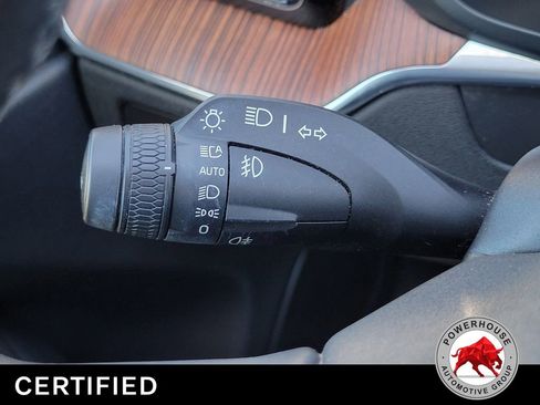 Used 2024 Volvo XC60 B5 Plus AWD/4WD image 33