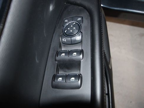 Used 2023 Lincoln Nautilus AWD w/ Premium Package image 6