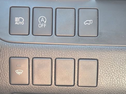 Used 2019 Toyota Highlander SE AWD/4WD image 33