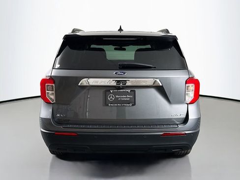 Used 2023 Ford Explorer XLT image 6