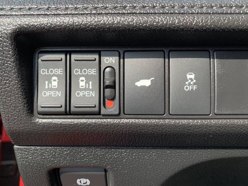 Certified 2025 Honda Odyssey Sport-L image 13